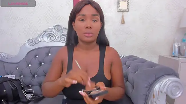 katherin cruz  online show from February 7, 9:01 pm