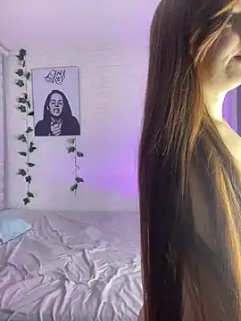 Niky Love online show from October 27, 4:24 am