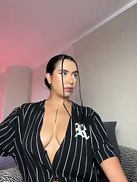 Snapshot of Samispank chatting on May 6, 9:30 pm Samispank online show from May 6, 9:30 pm