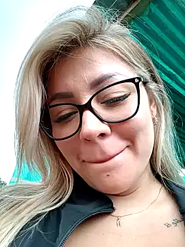 DIANITA 1988 online show from February 10, 4:47 pm