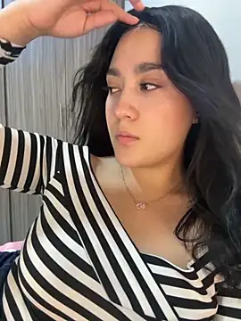 Nina lovi online show from December 4, 12:20 am