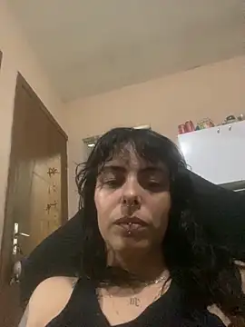 Sarah-safada online show from December 3, 1:17 am