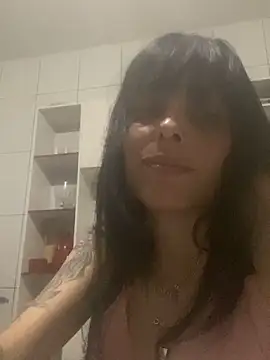 Snapshot of Sarah-safada chatting on June 6, 2:50 am Sarah-safada online show from June 6, 2:50 am