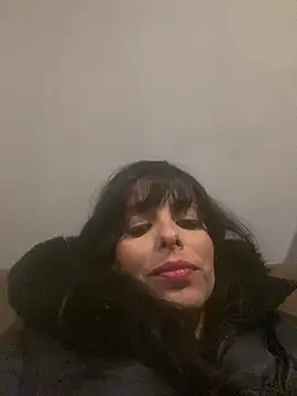 Snapshot of Sarah-safada chatting on May 31, 2:39 am Sarah-safada online show from May 31, 2:39 am