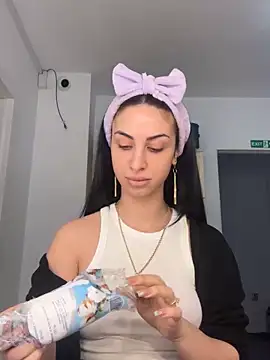 Snapshot of MeganHopeX chatting on January 24, 7:41 am MeganHopeX online show from January 24, 7:41 am