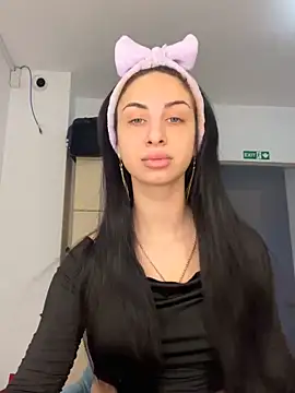 Snapshot of MeganHopeX chatting on January 29, 7:04 am MeganHopeX online show from January 29, 7:04 am