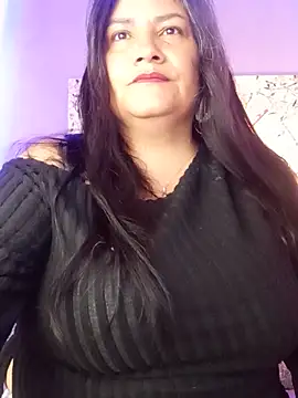 Snapshot of salomexlove_20 chatting on June 7, 1:27 pm salomexlove 20 online show from June 7, 1:27 pm