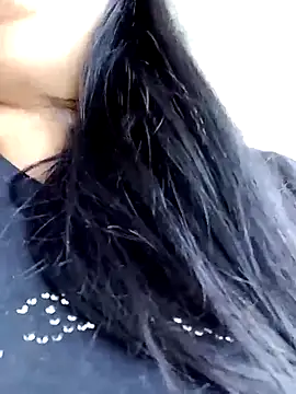 Snapshot of salomexlove_20 chatting on March 9, 1:15 pm salomexlove 20 online show from March 9, 1:15 pm