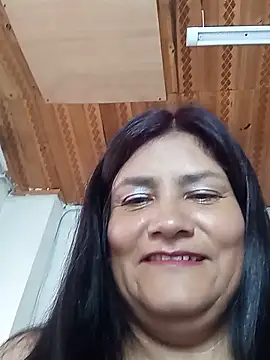 Snapshot of salomexlove_20 chatting on June 16, 1:22 pm salomexlove 20 online show from June 16, 1:22 pm