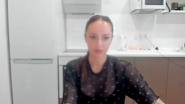 Snapshot of Your_Masha chatting on June 5, 6:51 am Your Masha online show from June 5, 6:51 am