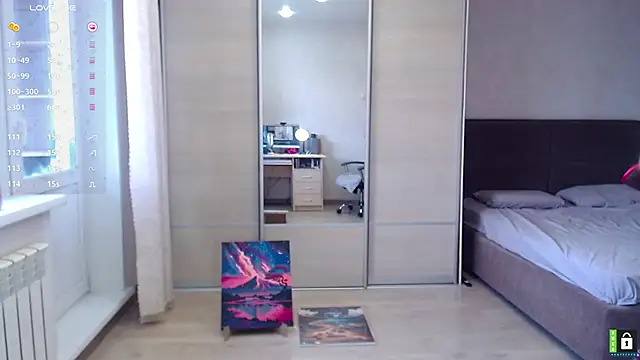 Snapshot of Lana__Nova chatting on March 22, 5:06 am Lana Nova online show from March 22, 5:06 am