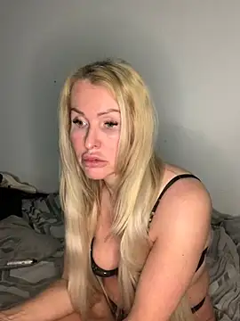 modeljadeelee online show from February 6, 12:11 am