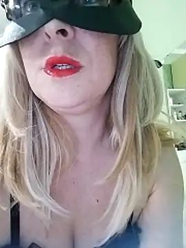 Vivian115 online show from May 28, 3:51 pm