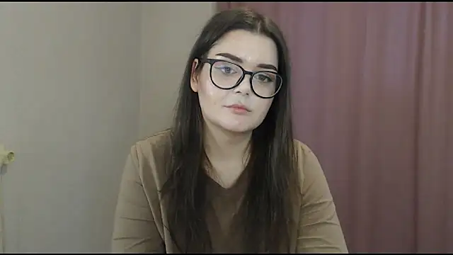 ohhhMie online show from February 23, 2:14 pm