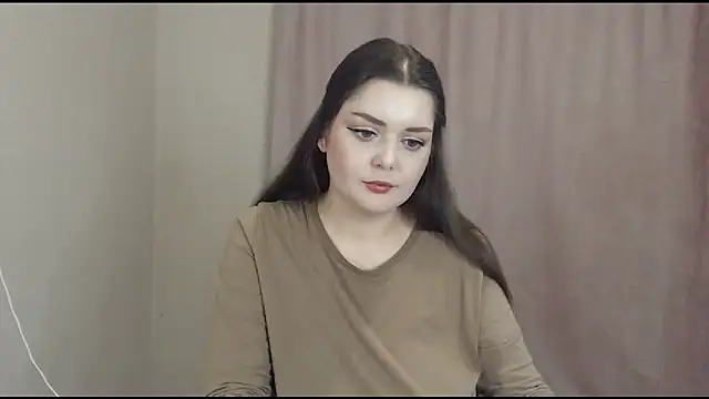 ohhhMie online show from October 28, 6:18 pm