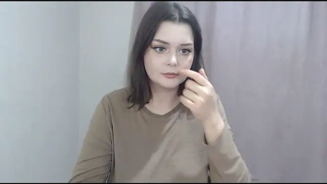 ohhhMie online show from December 21, 5:14 pm