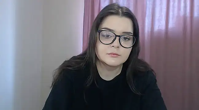 ohhhMie online show from March 15, 6:25 am