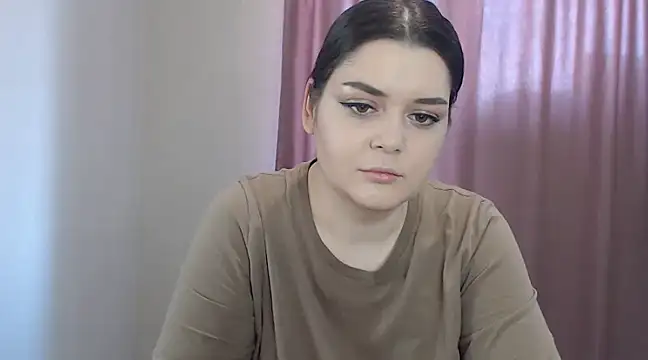 ohhhMie online show from March 22, 8:40 am