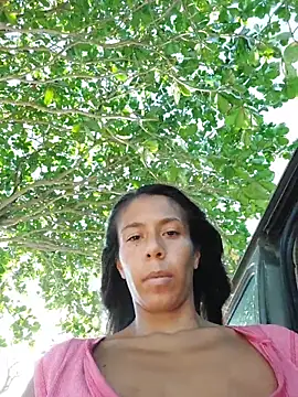 Snapshot of Luna-Natural chatting on December 16, 7:29 pm Luna-Natural online show from December 16, 7:29 pm