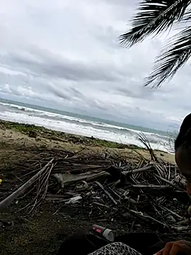 Snapshot of Luna-Natural chatting on October 24, 4:50 pm Luna-Natural online show from October 24, 4:50 pm