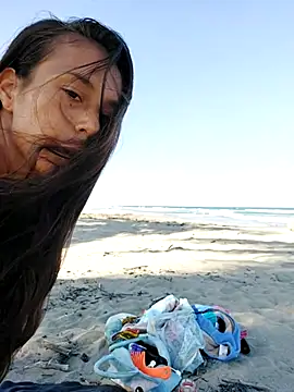 Snapshot of Luna-Natural chatting on November 17, 6:56 pm Luna-Natural online show from November 17, 6:56 pm