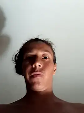 Snapshot of Luna-Natural chatting on September 10, 2:21 am Luna-Natural online show from September 10, 2:21 am