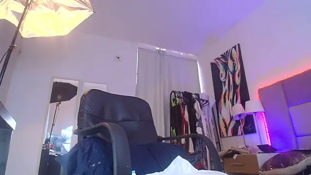 lizzy squirt online show from March 6, 2:12 pm