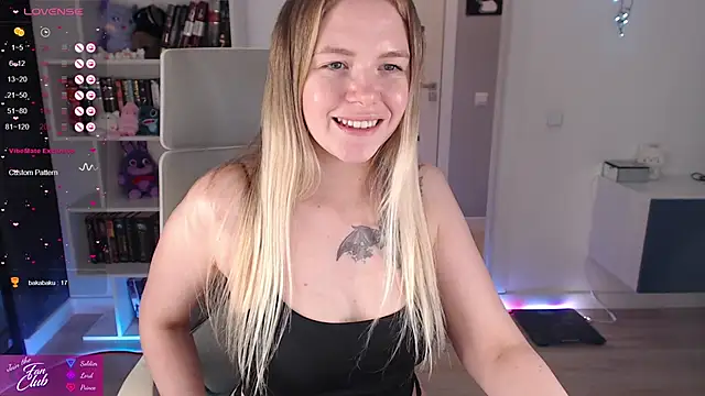 Emma Bryan online show from November 9, 9:52 pm