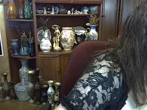 Snapshot of ElenaZed chatting on June 24, 6:12 am ElenaZed online show from June 24, 6:12 am