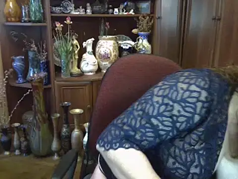 ElenaZed online show from April 29, 7:45 am