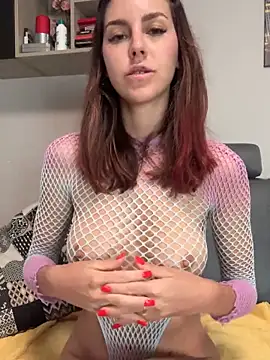 nicole 98 online show from May 5, 3:15 pm