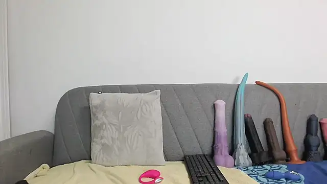 Snapshot of nicole_98 chatting on June 10, 8:10 pm nicole 98 online show from June 10, 8:10 pm
