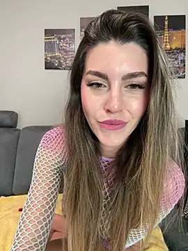 nicole 98 online show from April 12, 3:04 pm