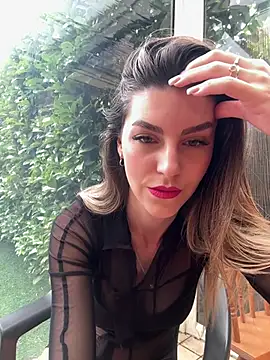 nicole 98 online show from April 13, 2:54 pm