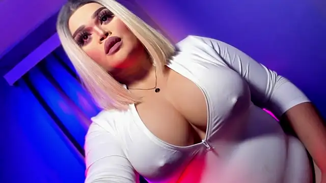 KarolinaThompson online show from March 22, 9:13 am