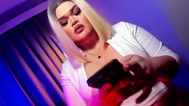 KarolinaThompson online show from March 18, 9:34 am