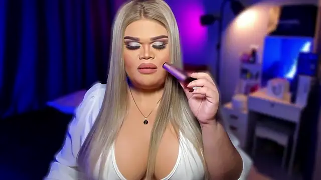 KarolinaThompson online show from January 19, 6:43 pm