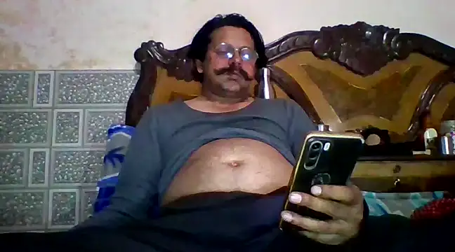 Snapshot of Kumarjay330 chatting on December 1, 5:18 pm Kumarjay330 online show from December 1, 5:18 pm