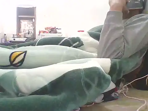 Snapshot of Kumarjay330 chatting on December 5, 3:54 pm Kumarjay330 online show from December 5, 3:54 pm