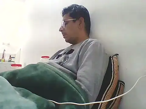 Snapshot of Kumarjay330 chatting on November 8, 2:31 pm Kumarjay330 online show from November 8, 2:31 pm