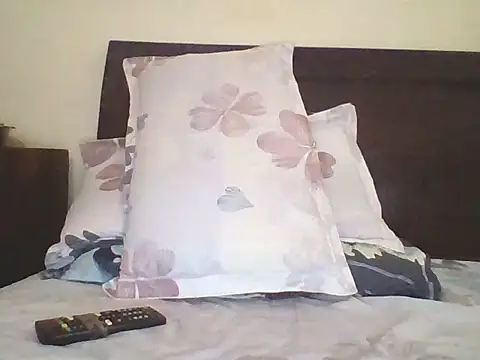 Snapshot of Kumarjay330 chatting on June 6, 2:22 pm Kumarjay330 online show from June 6, 2:22 pm