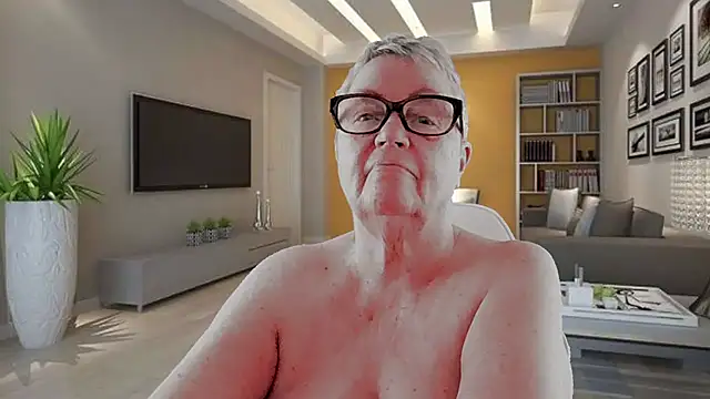 GrannyChrissy68 online show from January 8, 2:12 pm