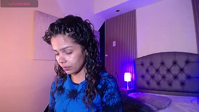 ximena diaz online show from February 27, 8:09 pm