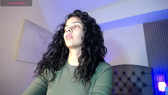 ximena diaz online show from March 17, 9:35 pm