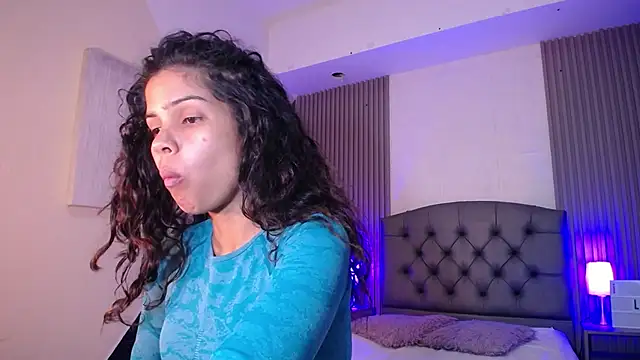 ximena diaz online show from March 10, 7:29 pm