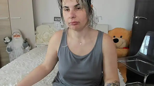 sweetemy4u online show from March 14, 7:58 am