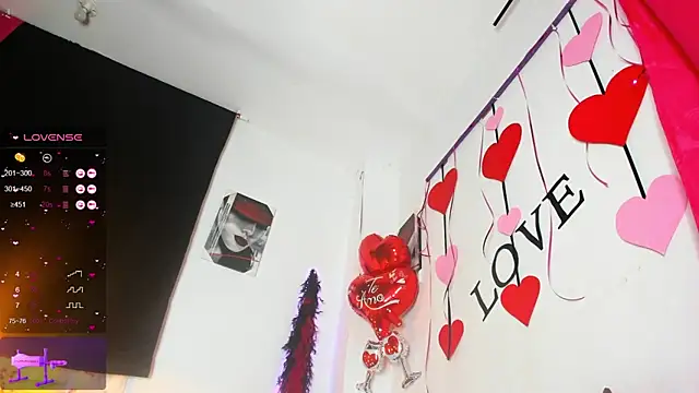 samantha  smile online show from March 7, 9:07 am