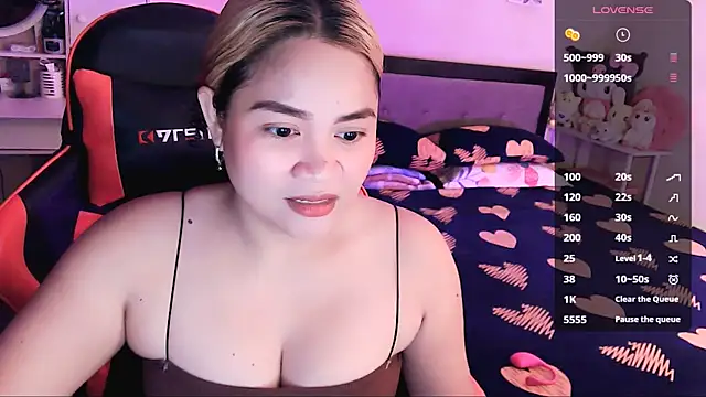 Snapshot of yenyen_ chatting on July 14, 1:38 am yenyen online show from July 14, 1:38 am