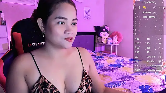 yenyen  online show from March 17, 1:41 am