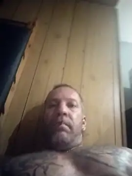 trucker1979 online show from May 18, 4:01 am